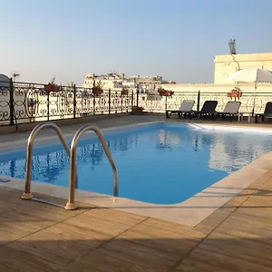 The Windsor 4* Слима